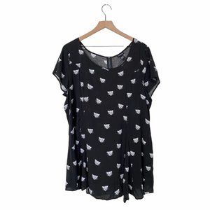 Torrid Women’s Jaguar cat blouse black 1X